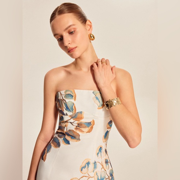 Commense Strapless Cream Midi Dress with Blue and Brown Leaf Print - Picture 4 of 7